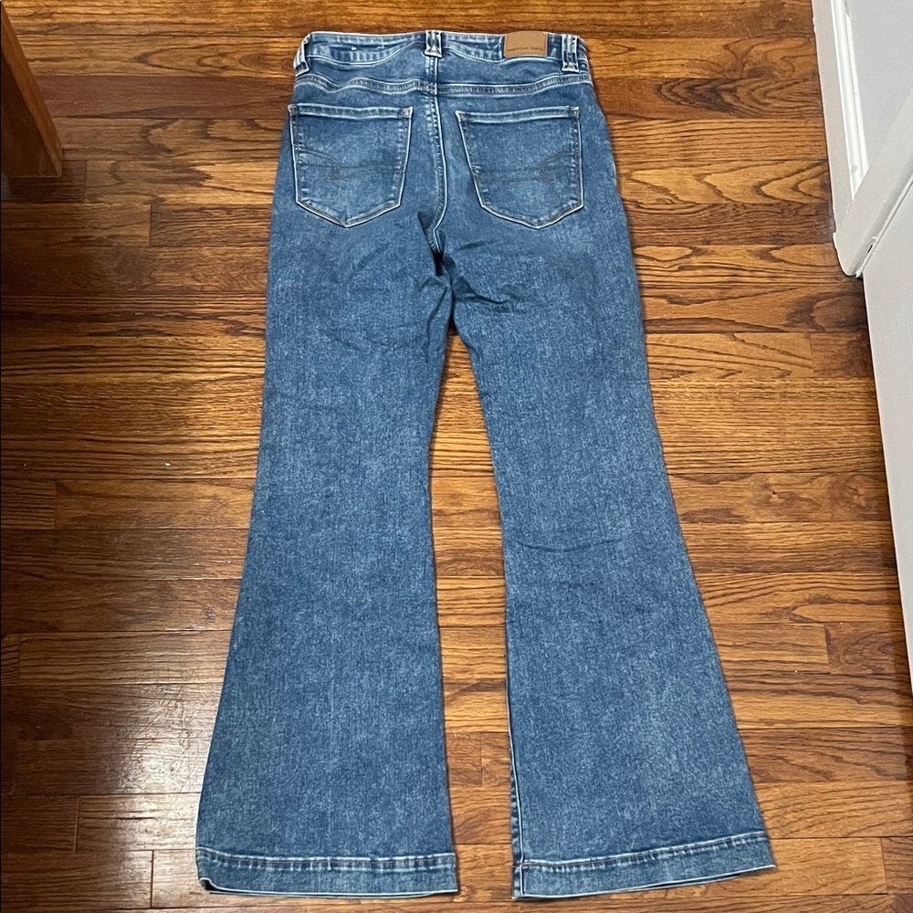 American Eagle Blue Flare Jeans for Women - Picture 5 of 7